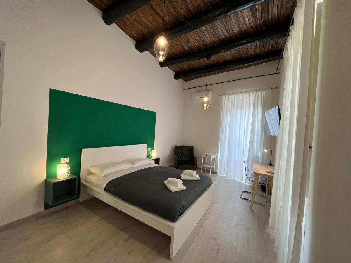 Donna Luisa A Santa Chiara Bed & Breakfast Napoli