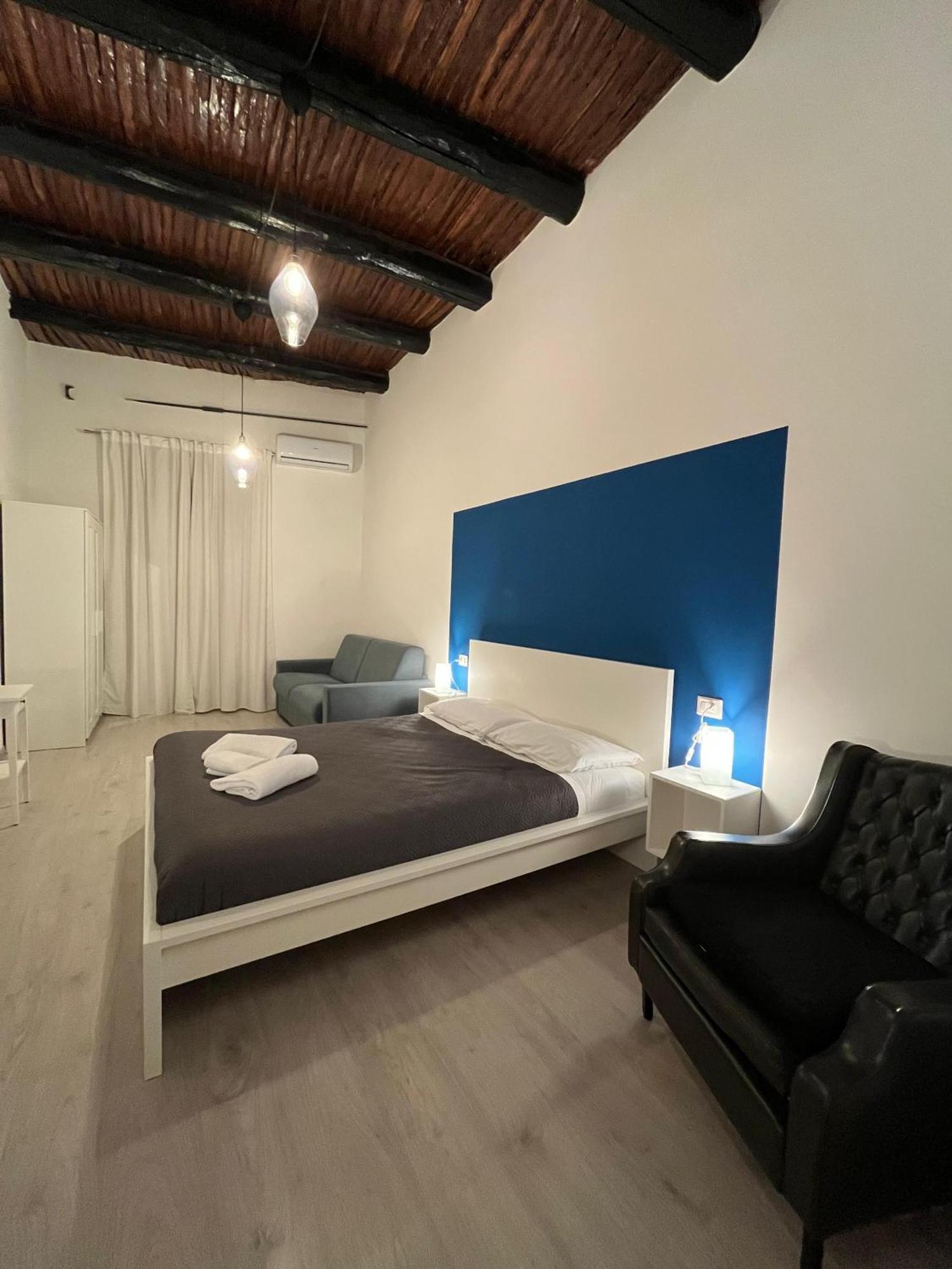 Donna Luisa A Santa Chiara Bed & Breakfast Napoli